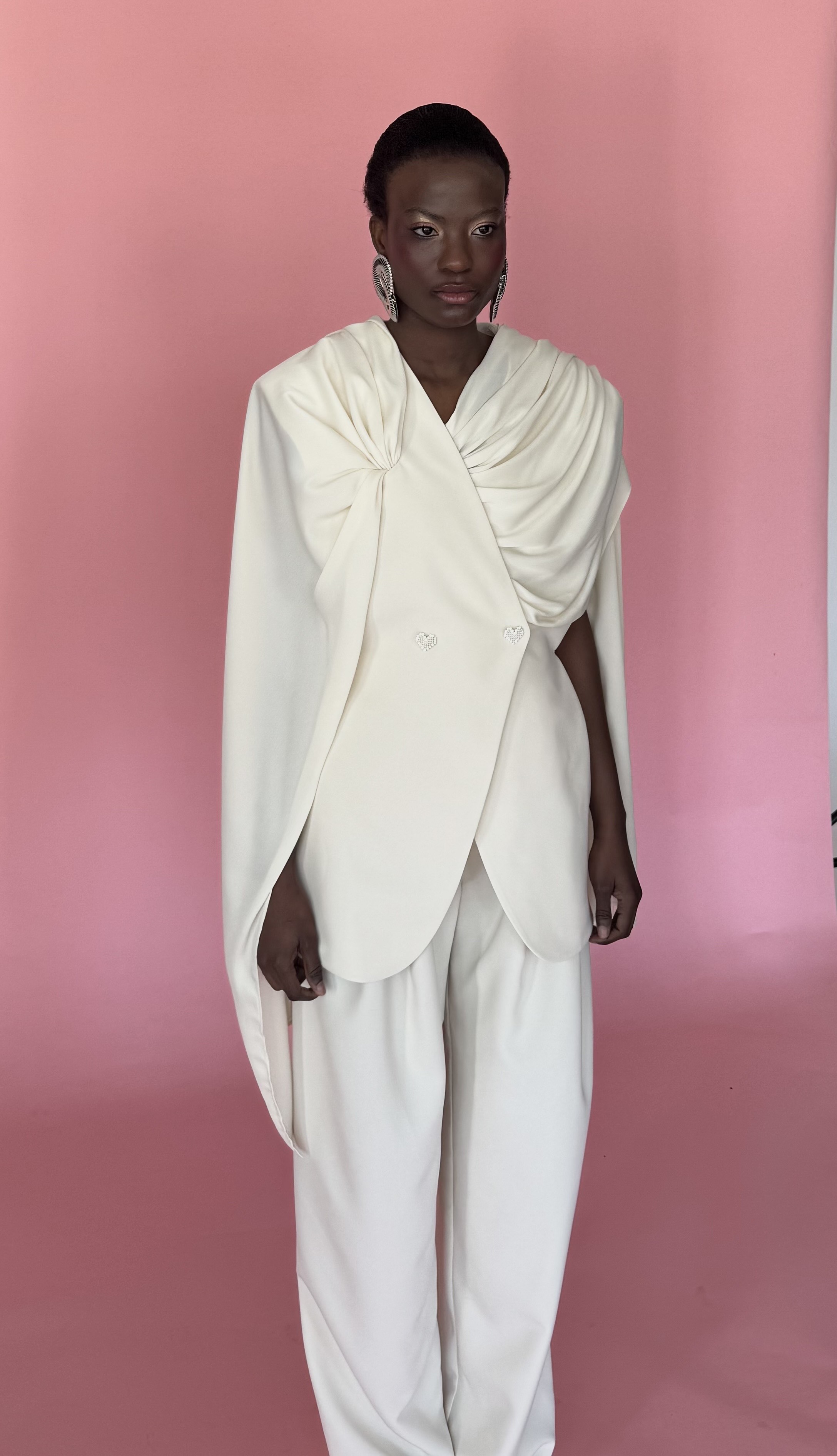 WHITE IVORY SILK CAPE SET